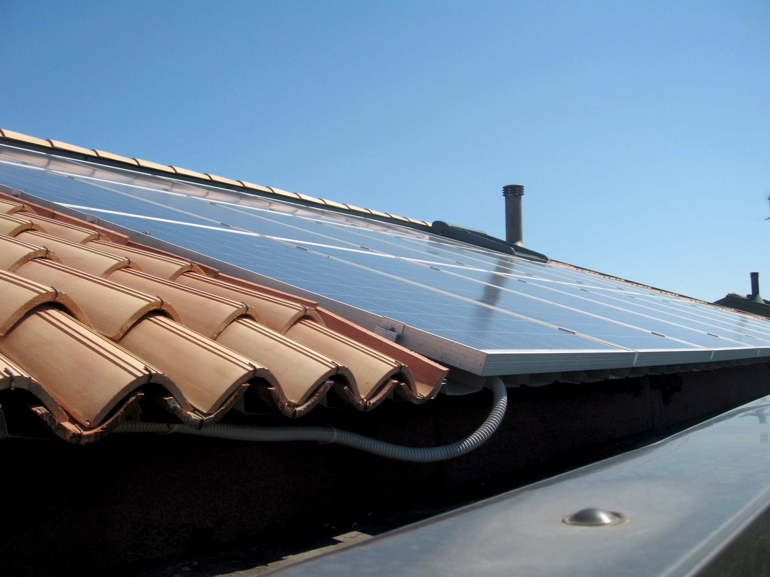 pannello fotovoltaico su tetto ventilato