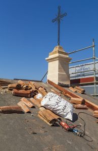dettaglio di un tetto ventilato per una chiesa